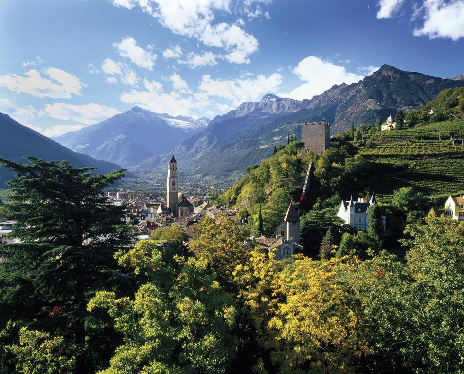 Hotel Schoenbrunn Merano Exterior photo