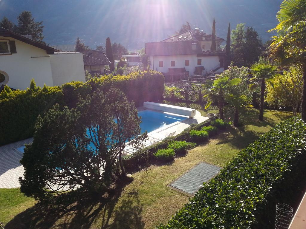 Hotel Schoenbrunn Merano Exterior photo